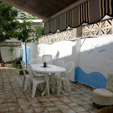Coqueto Apartamento * Дения